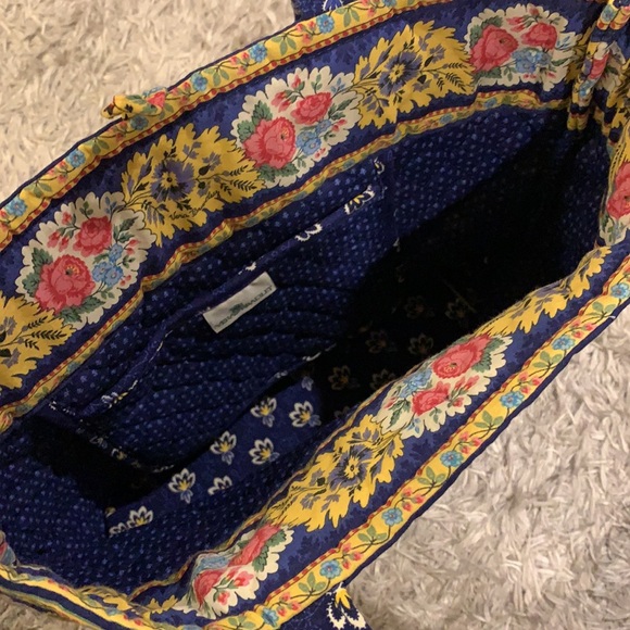 NEW Vera Bradley Navy Tote - Picture 5 of 5